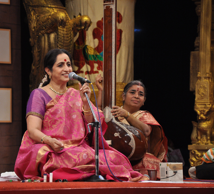 Concert of Aruna Sairam - Chennai December Season 2012 - Chennaiyil Thiruvaiyaru